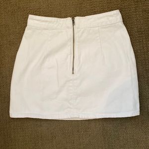Lioness High-waisted White Skirt